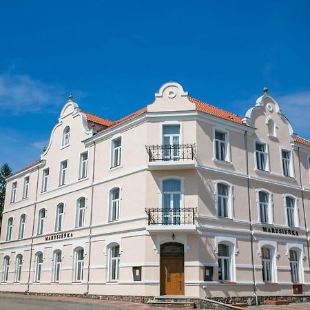 Marysienka Hotel Bisztynek Eksteriør billede